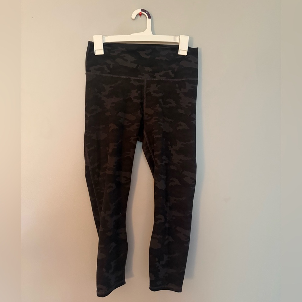 Camo Fabletics Leggings